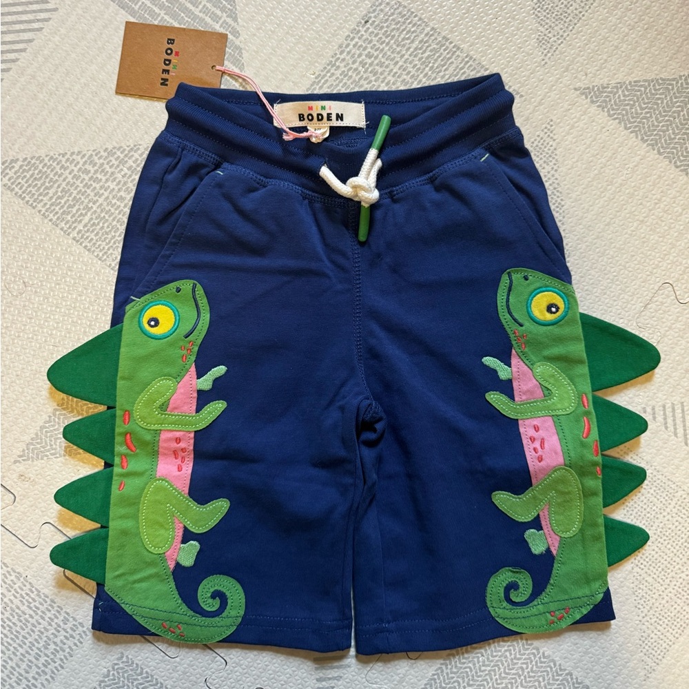Mini Boden Navy Kids Iguana Appliqué Baggies Shorts